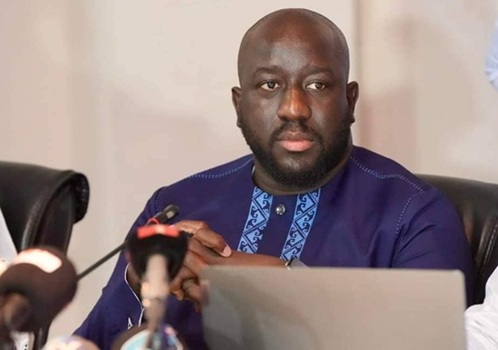 Le ministre de la Communication ordonne la cessation des activités des médias ‘’non conformes’’ au code de la presse